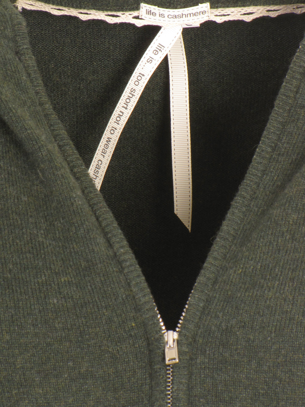 Cashmere hættetrøje Jade KUN STR.S