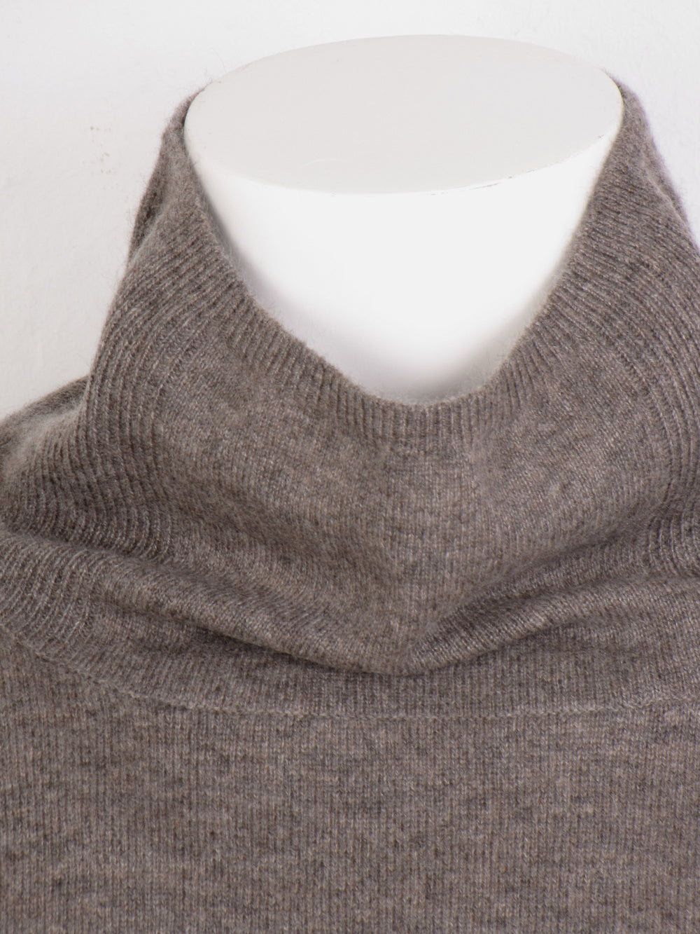 Oversize cashmere turtleneck Alberte
